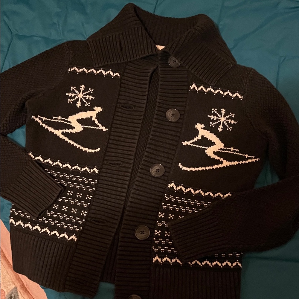 G.H. Bass & Co. Black and White Cardigan with Ski Design